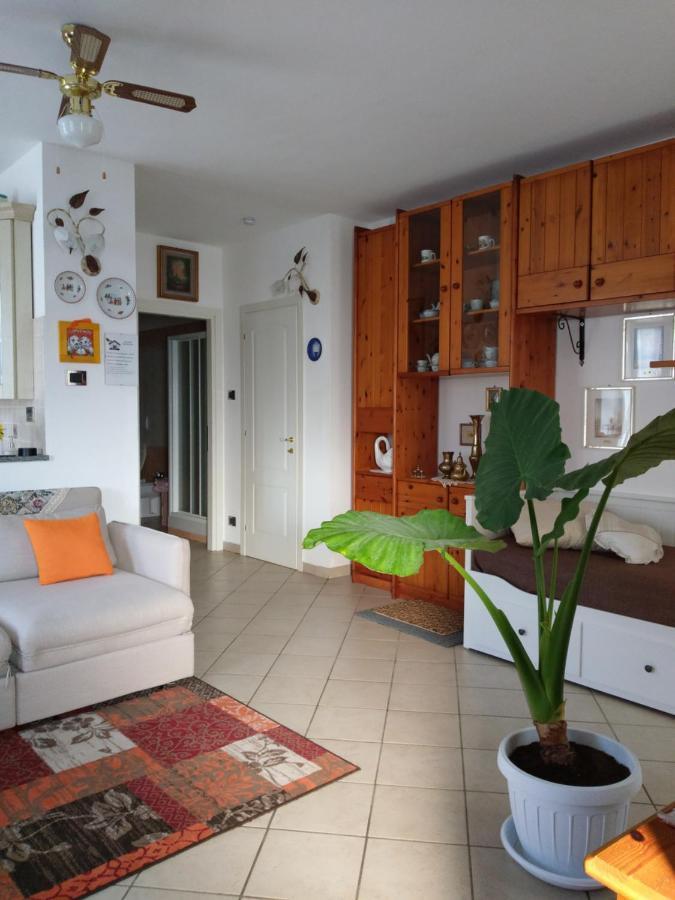 Villino Brunetto Azienda Agrituristica คาโมยลี ภายนอก รูปภาพ